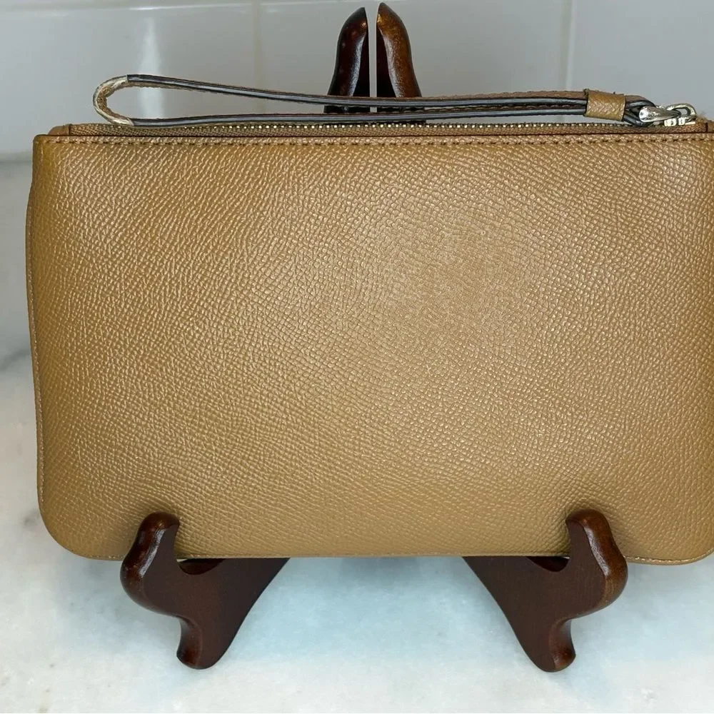 Coach Wristlet Bag Purse Leather Tan Designer Pouch Wallet